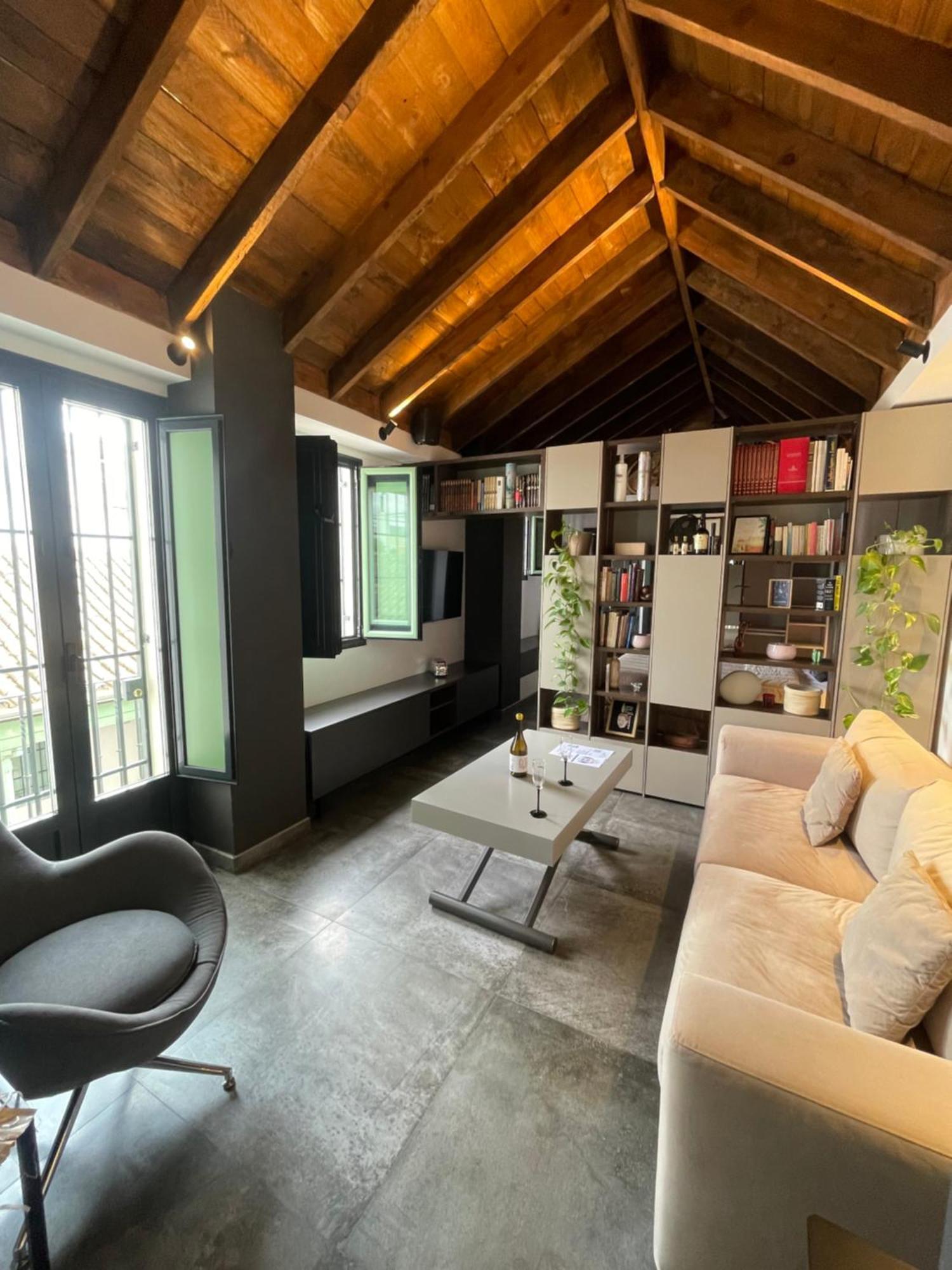 Komodo Gran Poder - Penthouse With Private Pool And Cozy Twin Bedroom Central Apartment Севилья Экстерьер фото