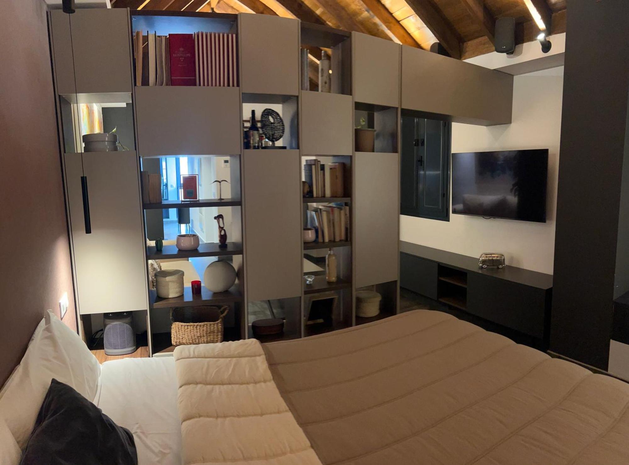 Komodo Gran Poder - Penthouse With Private Pool And Cozy Twin Bedroom Central Apartment Севилья Экстерьер фото