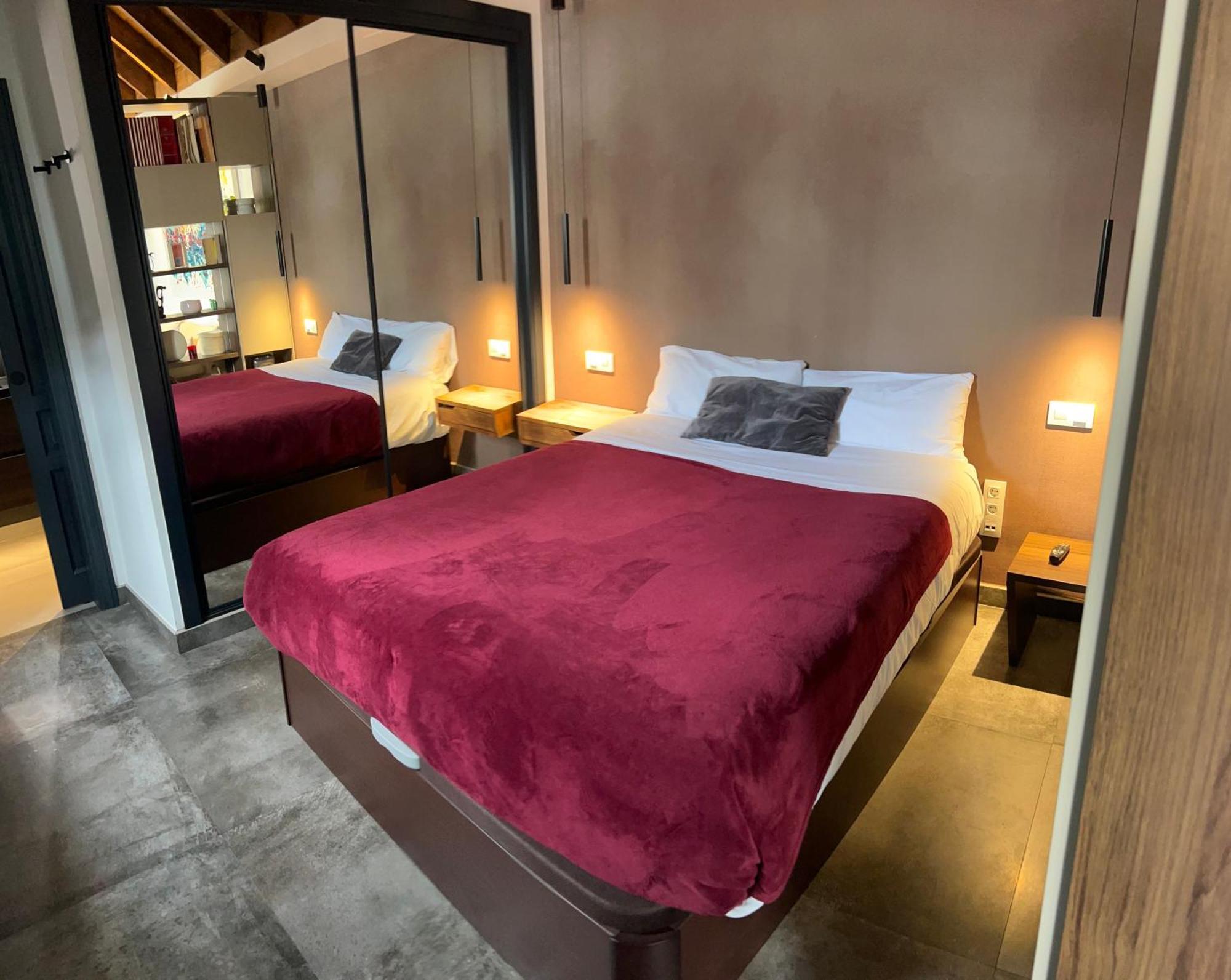 Komodo Gran Poder - Penthouse With Private Pool And Cozy Twin Bedroom Central Apartment Севилья Экстерьер фото